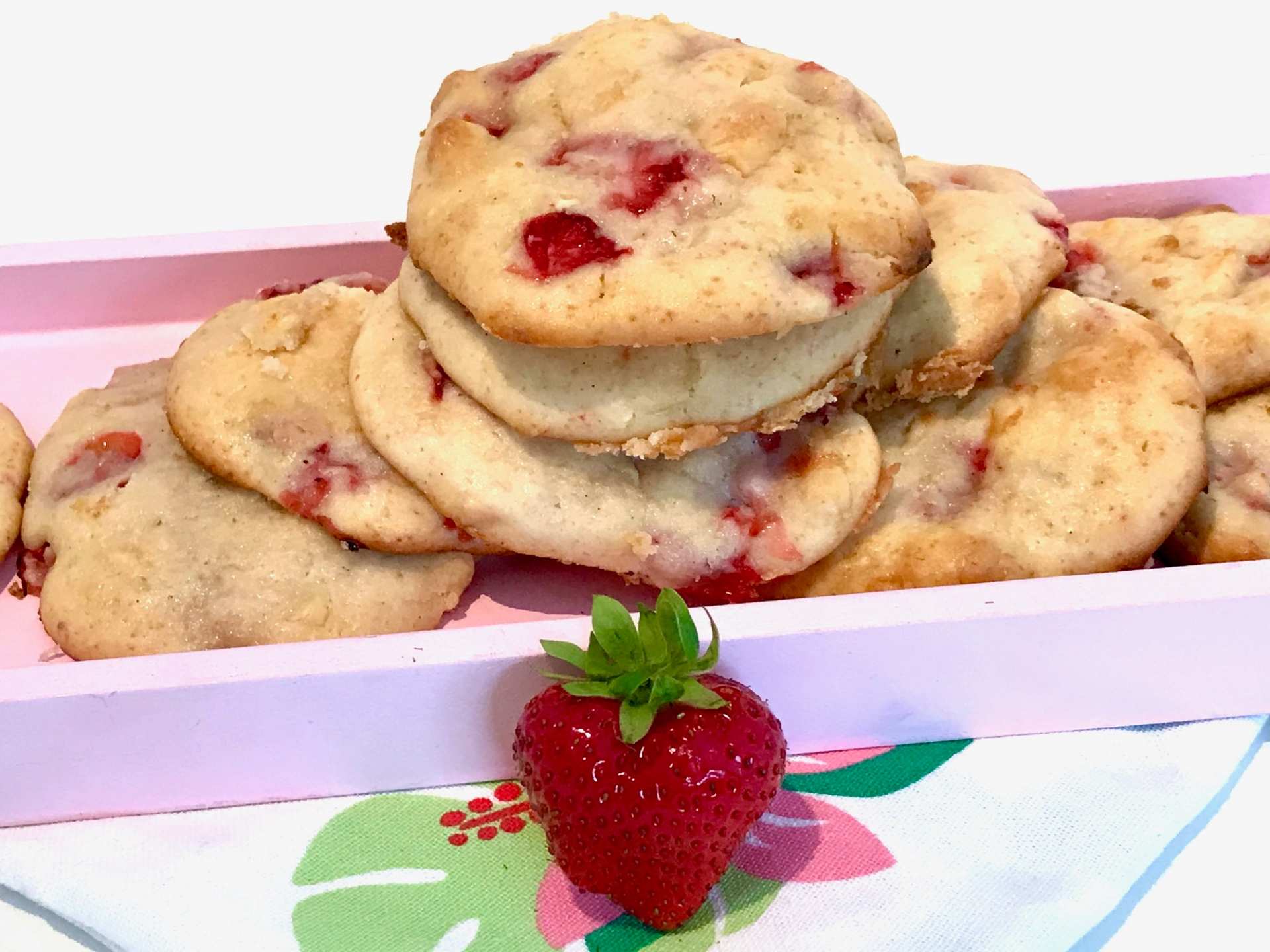 Erdbeer-Frischkäse-Cookies